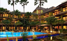 วีซี แอท สวนผัก บูติก โฮเทล แอนด์ เซอร์วิซ อพาร์ทเมนต์
